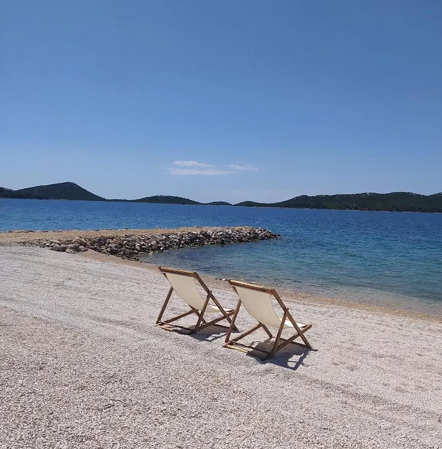 Eco Villa In Buqez Resort Drage