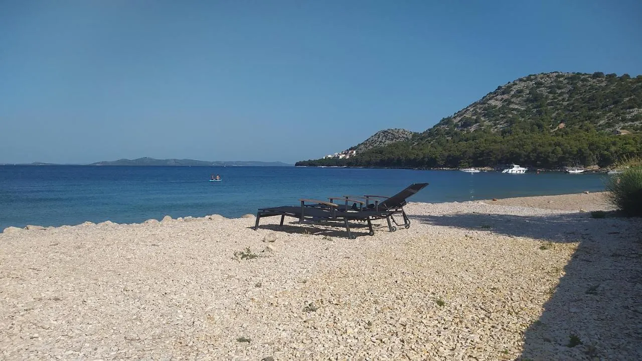 Eco Villa In Buqez Resort Drage Holiday home